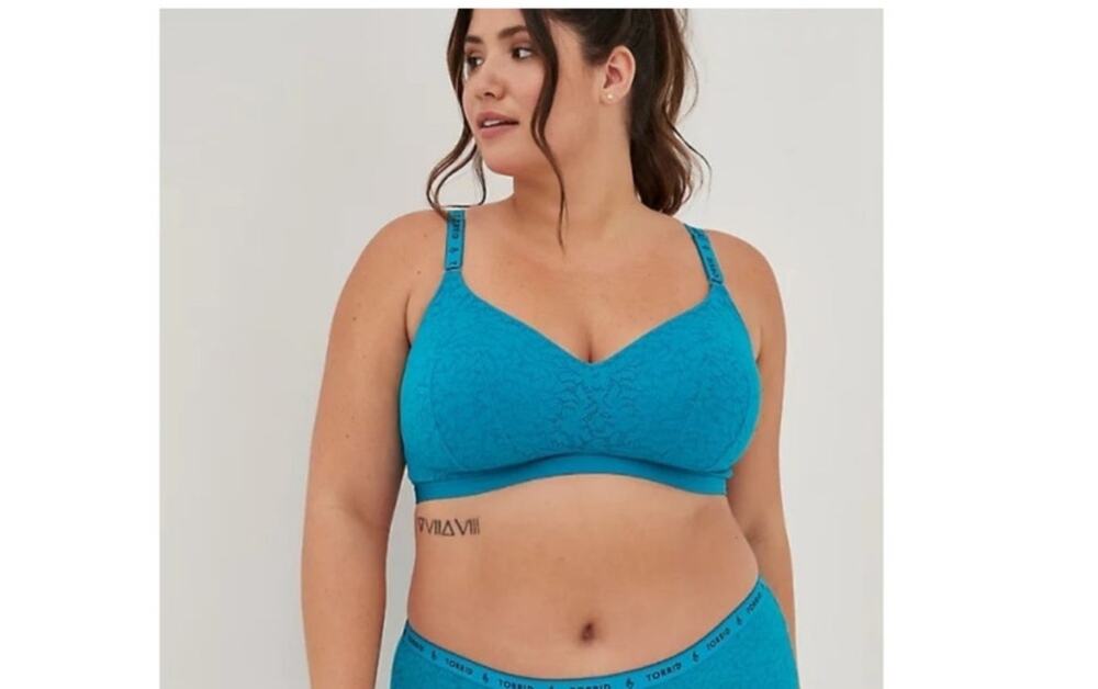 Torrid Teal Lace Wire Free Lightly Lined Logo Back Smoothing Everyday Bra 42B